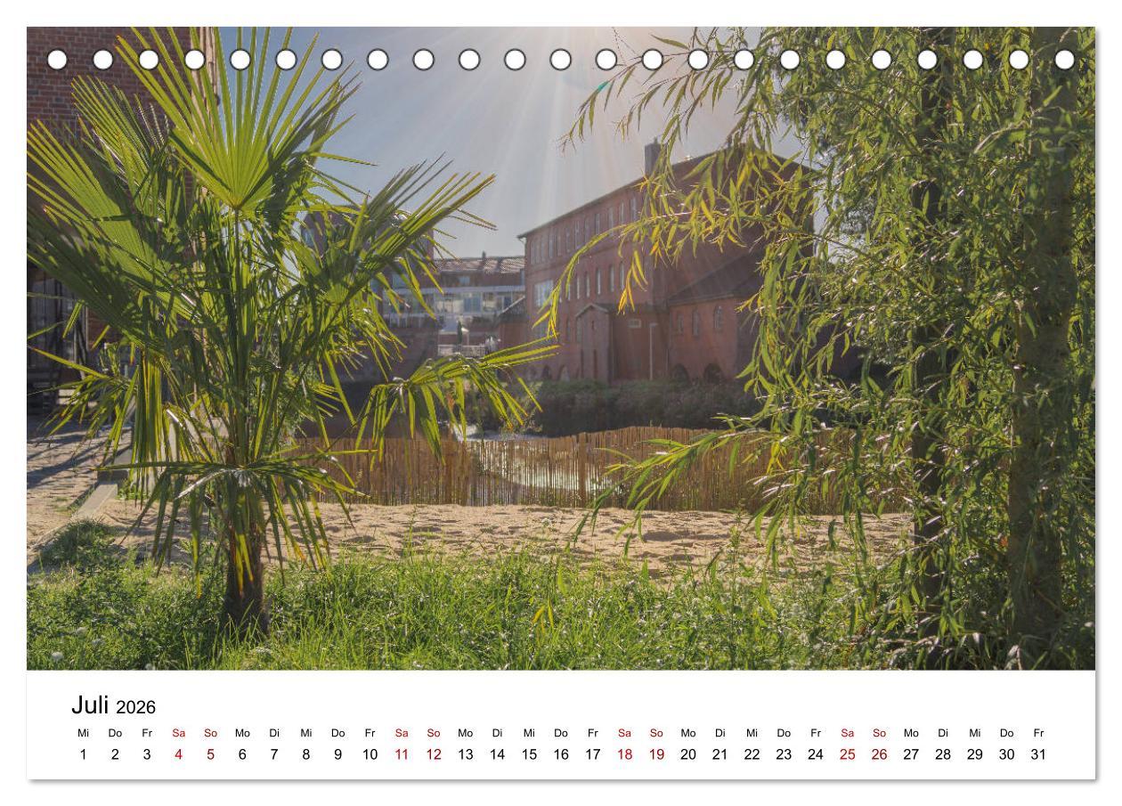 Beispielinhalt (Bild) Buxtehude - Eine Perle in Niedersachsen (Tischkalender 2026 DIN A5 quer), CALVENDO Monatskalender