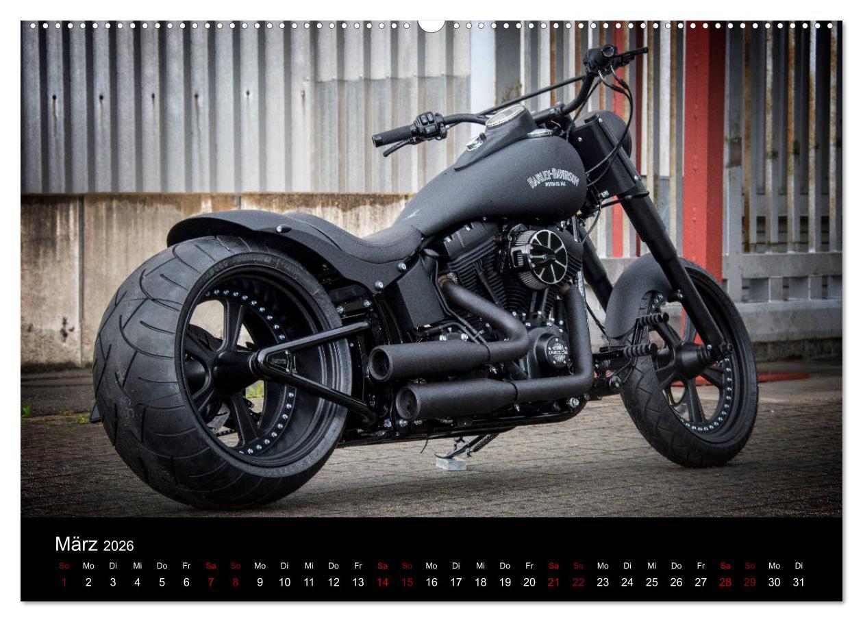 Beispielinhalt (Bild) Exklusive Best of Fat Ass Custombike Edition, feinste Harleys mit fettem Hintern (hochwertiger Premium Wandkalender 2026 DIN A2 quer), Kunstdruck in Hochglanz