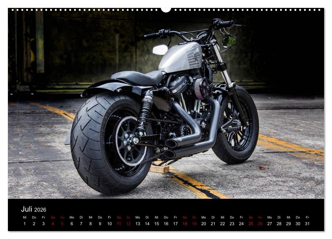 Beispielinhalt (Bild) Exklusive Best of Fat Ass Custombike Edition, feinste Harleys mit fettem Hintern (hochwertiger Premium Wandkalender 2026 DIN A2 quer), Kunstdruck in Hochglanz