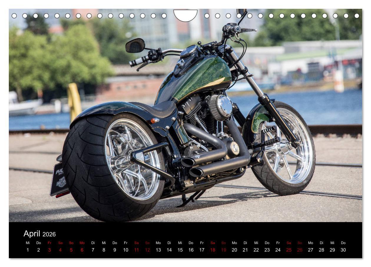 Beispielinhalt (Bild) Exklusive Best of Fat Ass Custombike Edition, feinste Harleys mit fettem Hintern (Wandkalender 2026 DIN A4 quer), CALVENDO Monatskalender