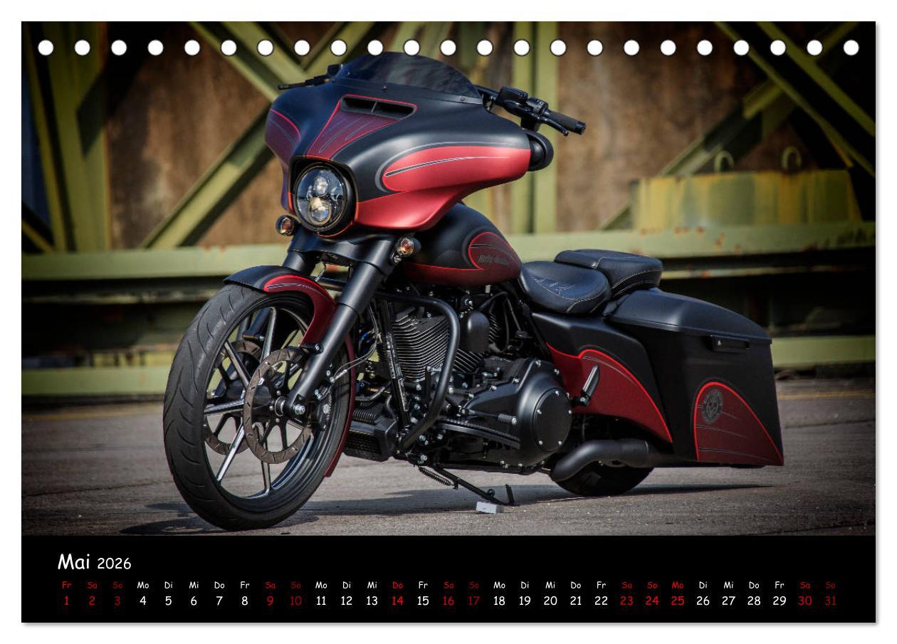 Beispielinhalt (Bild) Best of Custom- and Showbikes Kalender (Tischkalender 2026 DIN A5 quer), CALVENDO Monatskalender