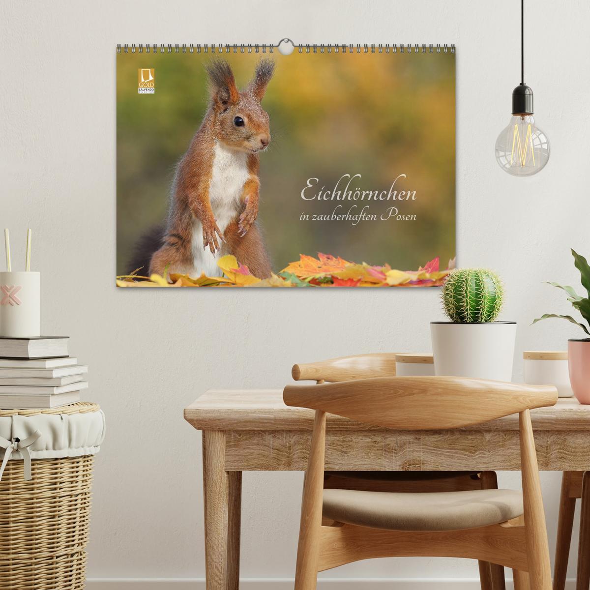 Beispielinhalt (Bild) Eichhörnchen in zauberhaften Posen (Wandkalender 2026 DIN A3 quer), CALVENDO Monatskalender