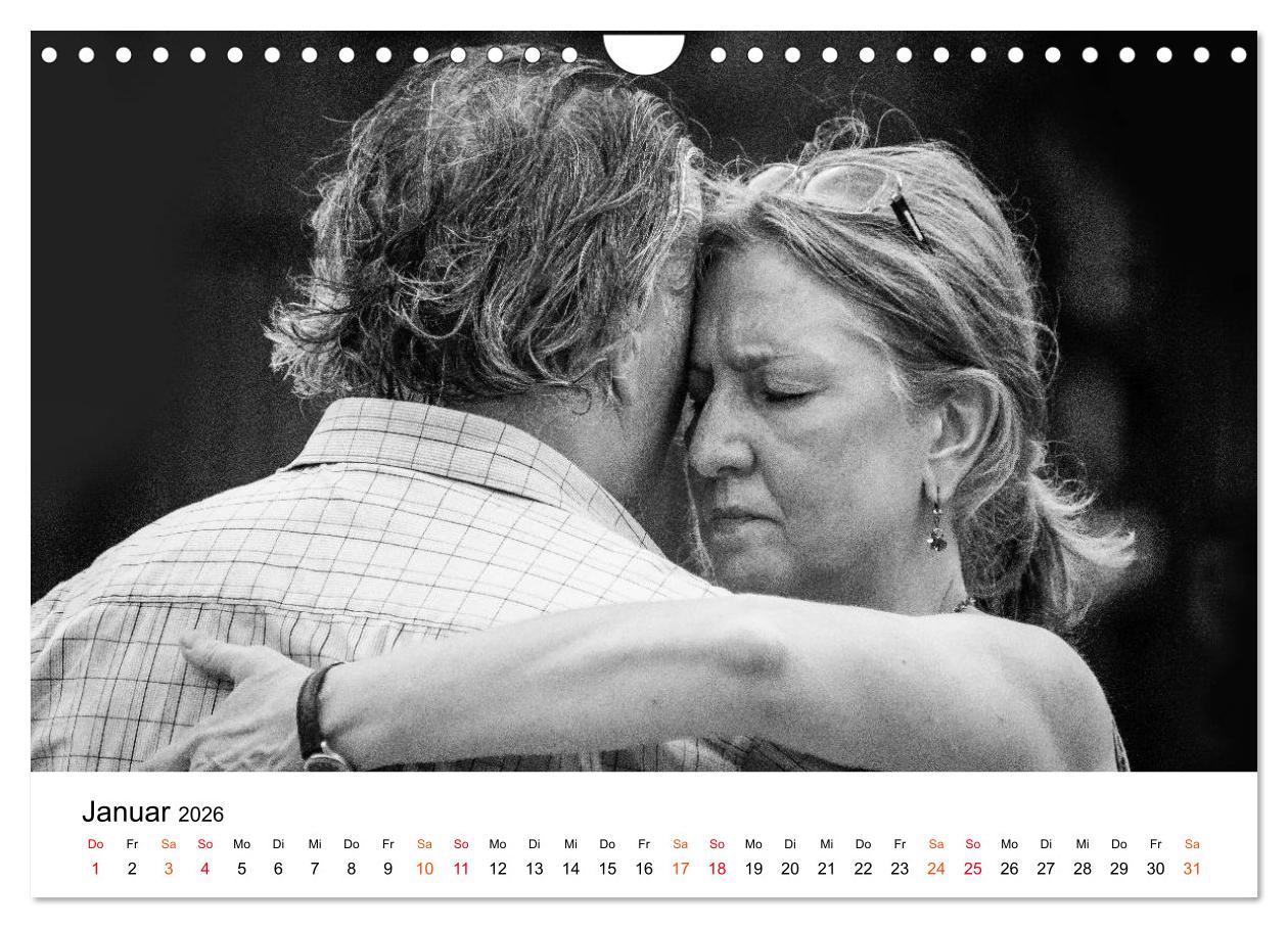 Beispielinhalt (Bild) Tango Argentino - Paare beim Tanz auf öffentlichen Plätzen (Wandkalender 2026 DIN A4 quer), CALVENDO Monatskalender