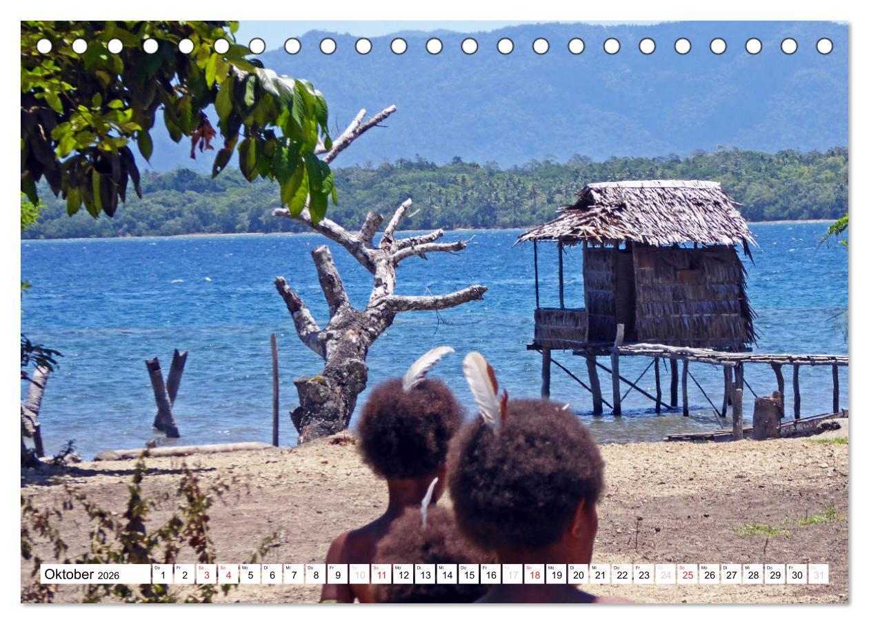 Beispielinhalt (Bild) Papua-Neuguinea Geheimnisvolle Inselwelt (Tischkalender 2026 DIN A5 quer), CALVENDO Monatskalender