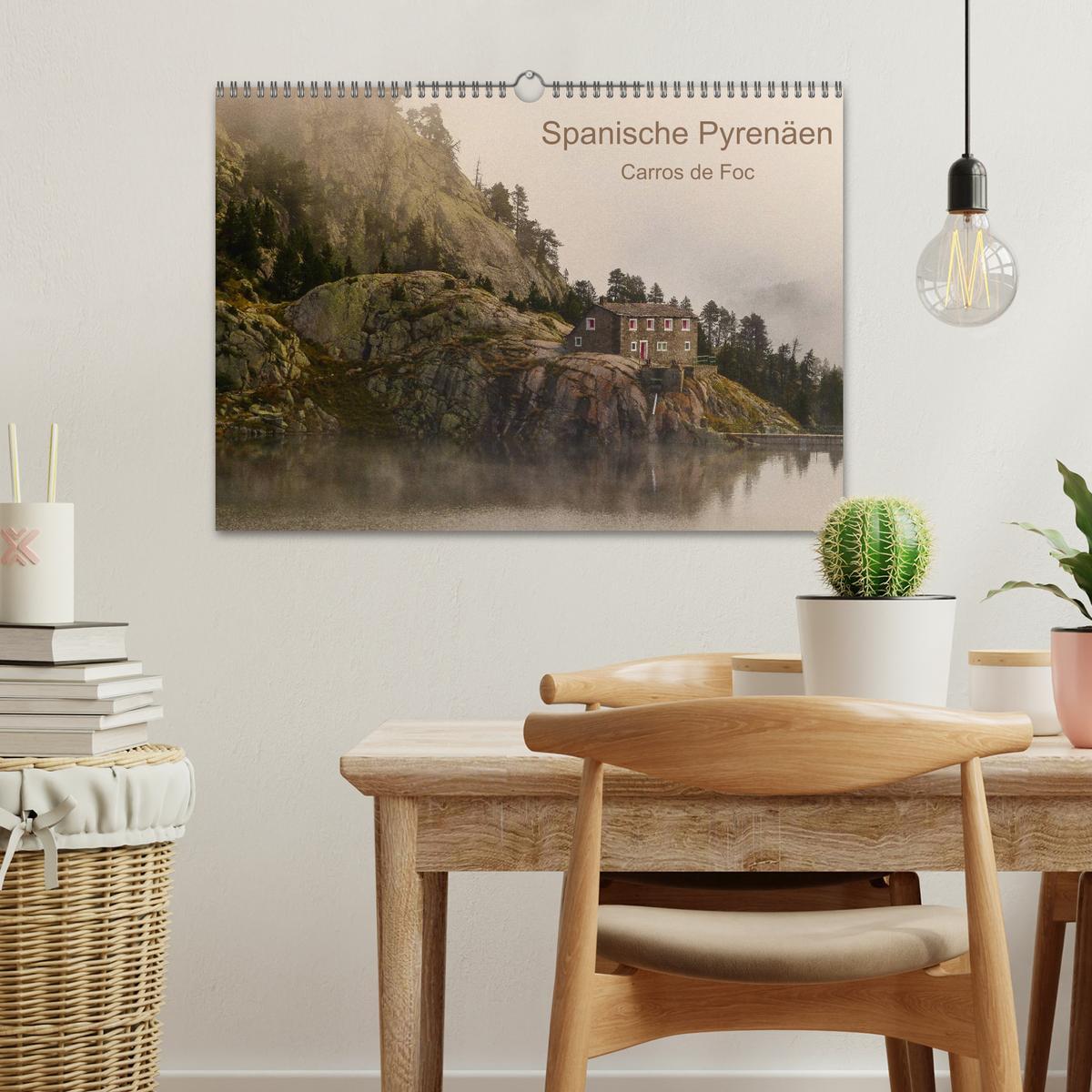 Beispielinhalt (Bild) Spanische - Pyrenäen Carros de Foc (Wandkalender 2026 DIN A3 quer), CALVENDO Monatskalender