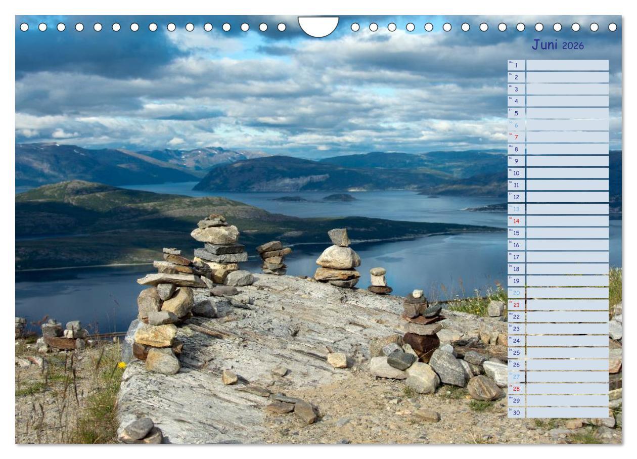 Beispielinhalt (Bild) Landschaften Norwegens zwischen Polarkreis und Nordkap (Wandkalender 2026 DIN A4 quer), CALVENDO Monatskalender