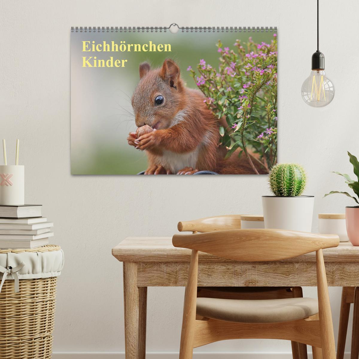 Beispielinhalt (Bild) Eichhörnchen Kinder (Wandkalender 2026 DIN A3 quer), CALVENDO Monatskalender