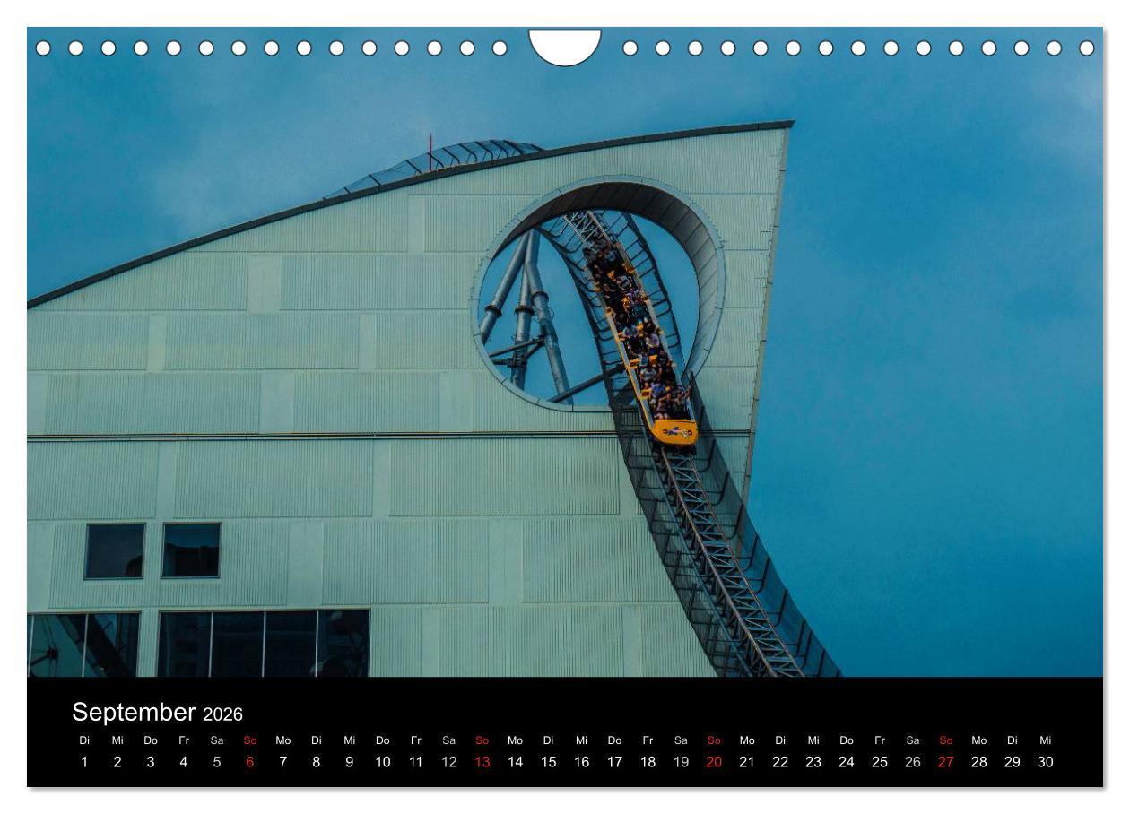 Beispielinhalt (Bild) Made for Fear - Der Achterbahnkalender (Wandkalender 2026 DIN A4 quer), CALVENDO Monatskalender