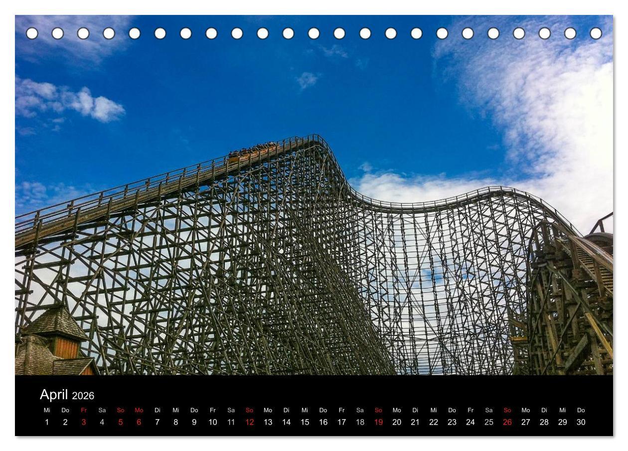 Beispielinhalt (Bild) Made for Fear - Der Achterbahnkalender (Tischkalender 2026 DIN A5 quer), CALVENDO Monatskalender