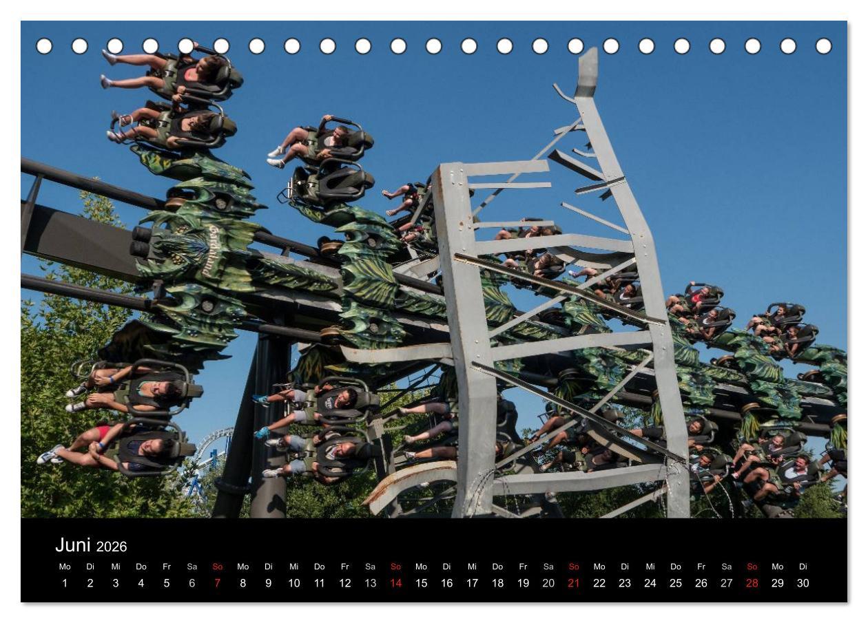 Beispielinhalt (Bild) Made for Fear - Der Achterbahnkalender (Tischkalender 2026 DIN A5 quer), CALVENDO Monatskalender