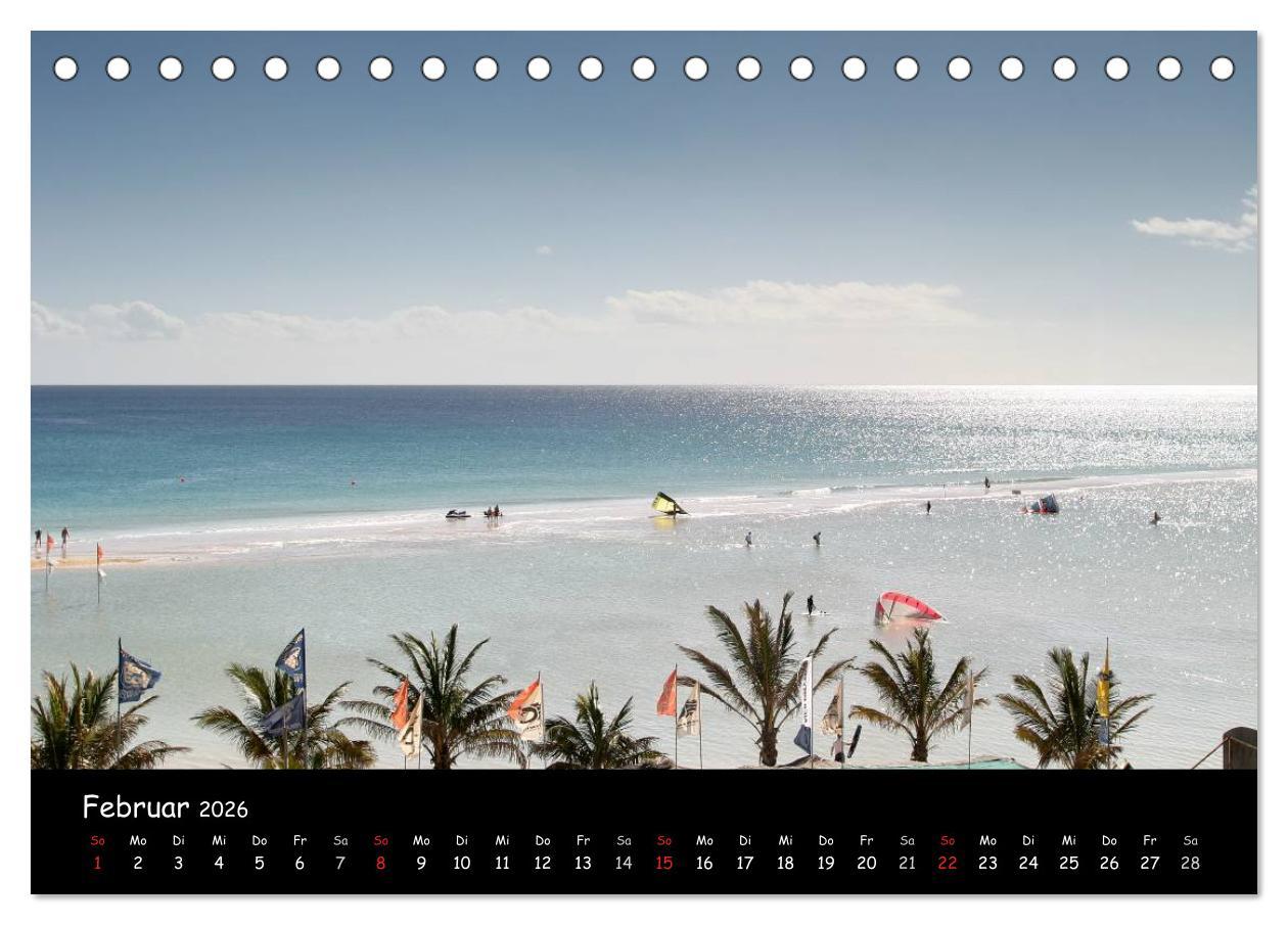 Beispielinhalt (Bild) Kitesurfen - Faszination auf dem Wasser (Tischkalender 2026 DIN A5 quer), CALVENDO Monatskalender