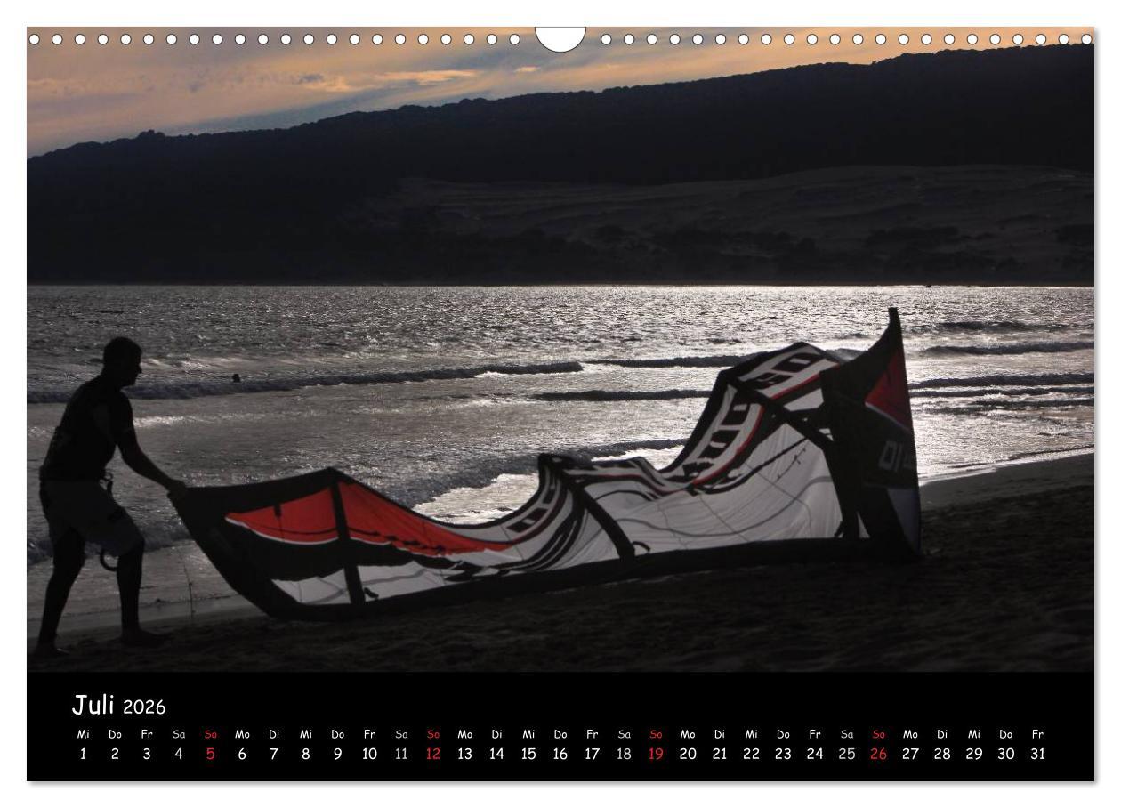 Beispielinhalt (Bild) Kitesurfen - Faszination auf dem Wasser (Wandkalender 2026 DIN A3 quer), CALVENDO Monatskalender