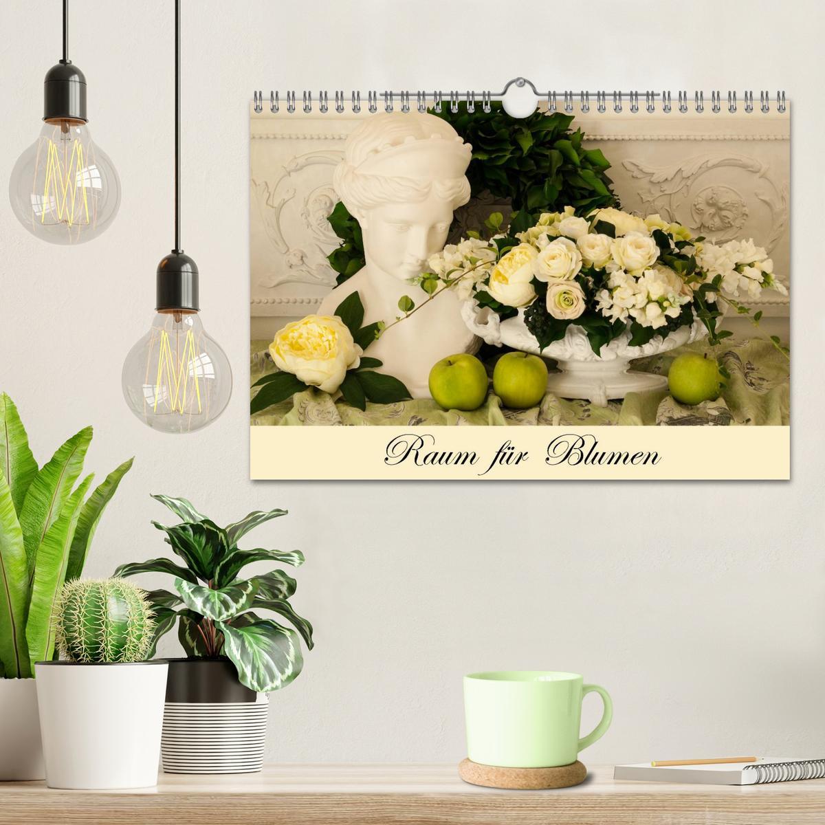 Beispielinhalt (Bild) Raum für Blumen (Wandkalender 2026 DIN A4 quer), CALVENDO Monatskalender