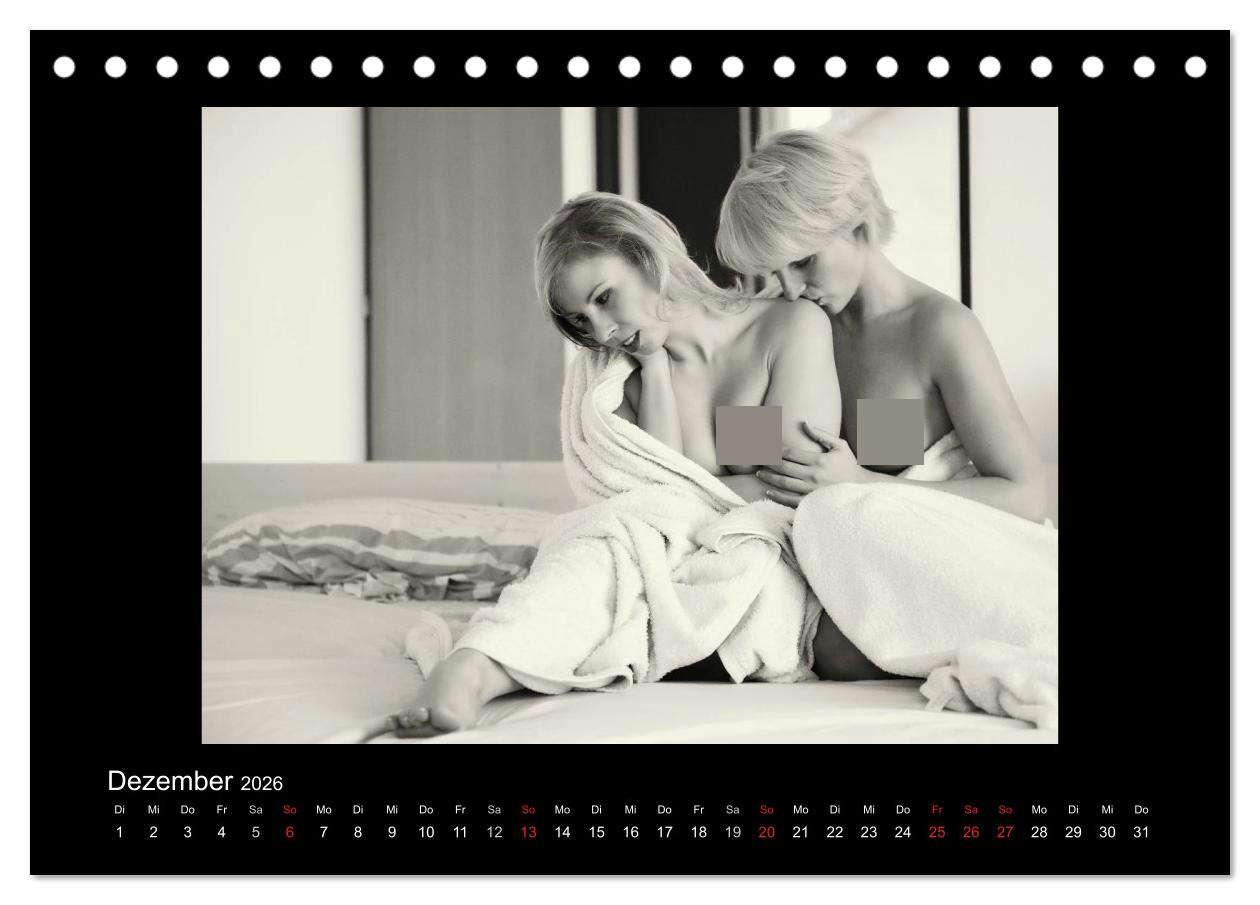 Beispielinhalt (Bild) Schönheiten in schwarz-weiss (Tischkalender 2026 DIN A5 quer), CALVENDO Monatskalender