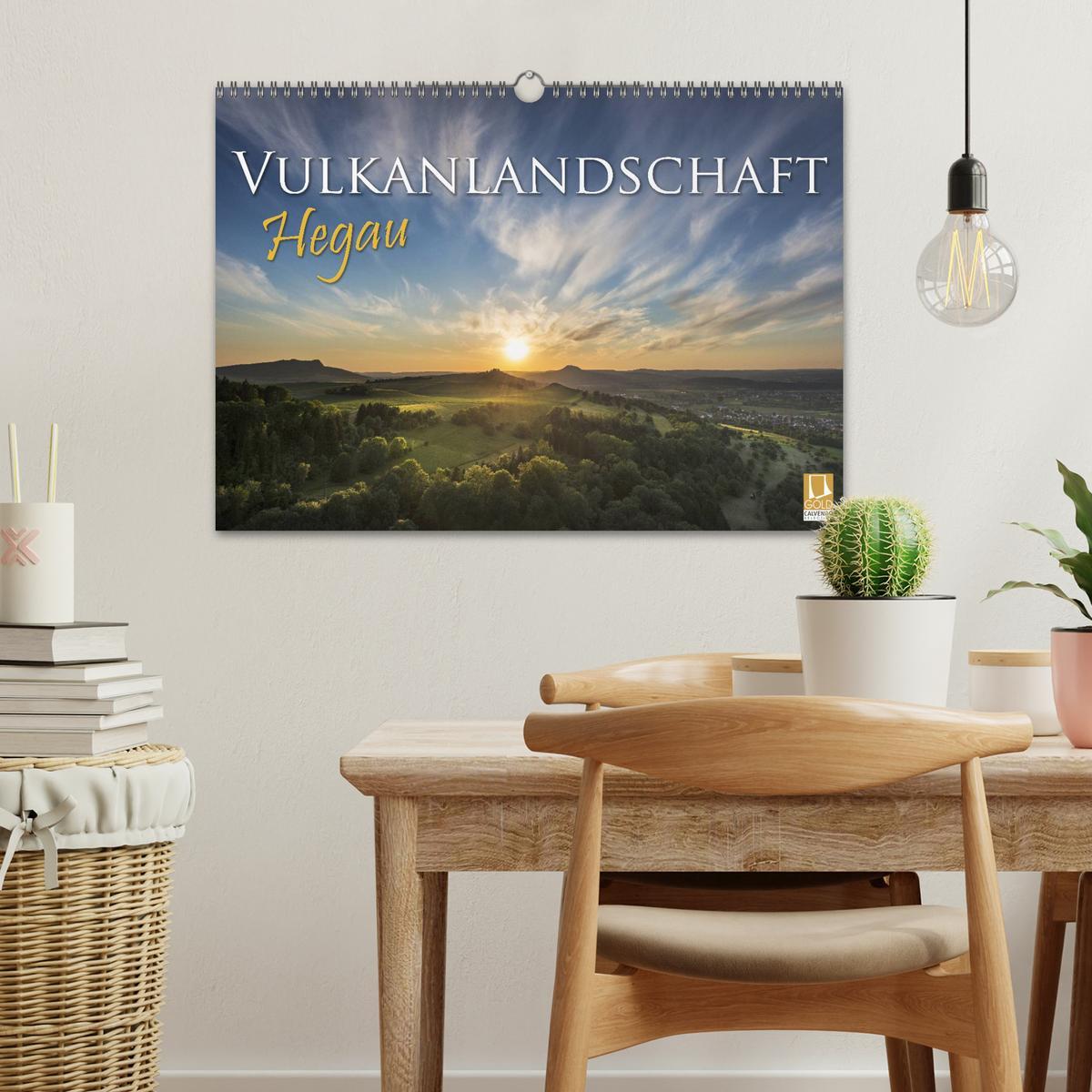 Beispielinhalt (Bild) Vulkanlandschaft Hegau 2026 (Wandkalender 2026 DIN A3 quer), CALVENDO Monatskalender