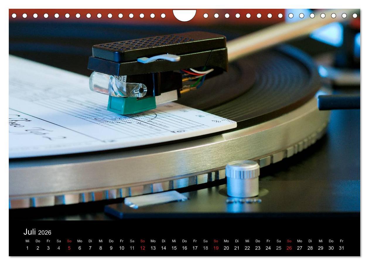 Beispielinhalt (Bild) Vintage Turntables Made In Schwarzwald (Wandkalender 2026 DIN A4 quer), CALVENDO Monatskalender