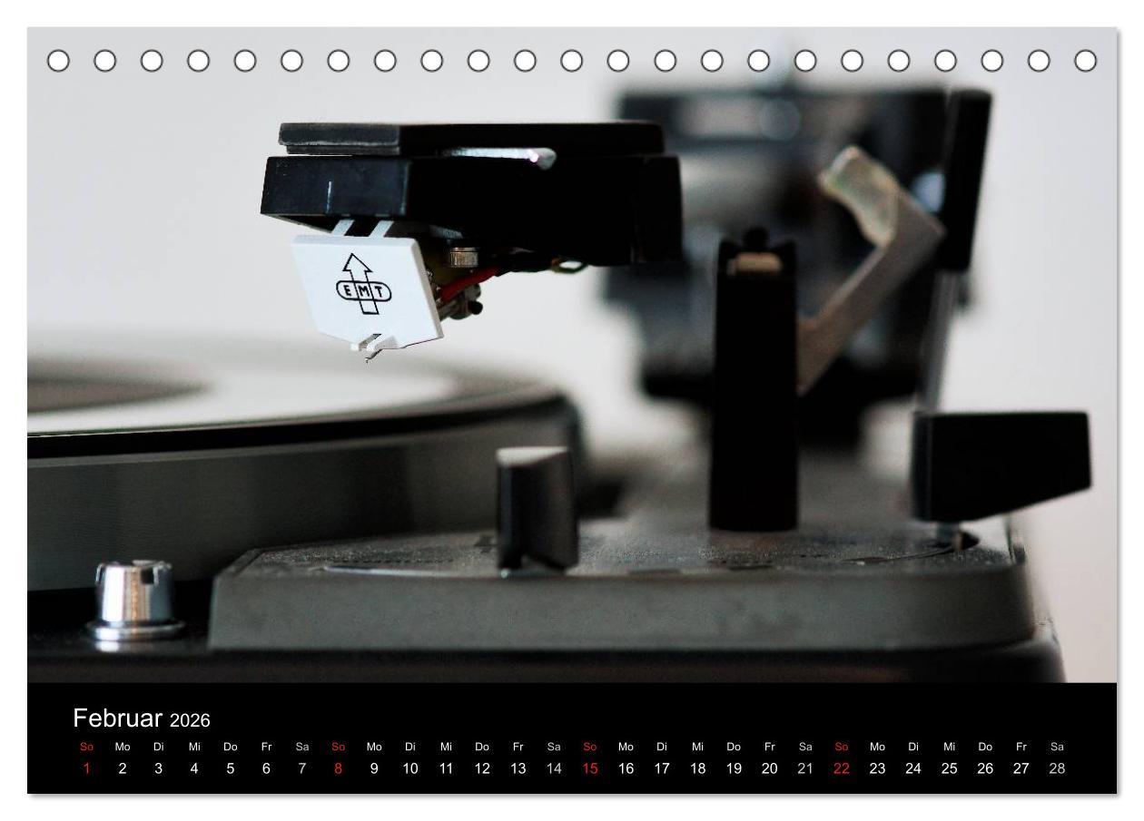 Beispielinhalt (Bild) Vintage Turntables Made In Schwarzwald (Tischkalender 2026 DIN A5 quer), CALVENDO Monatskalender