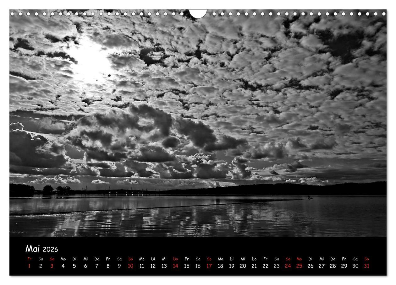 Beispielinhalt (Bild) Rügen in schwarz-weiß (Wandkalender 2026 DIN A3 quer), CALVENDO Monatskalender