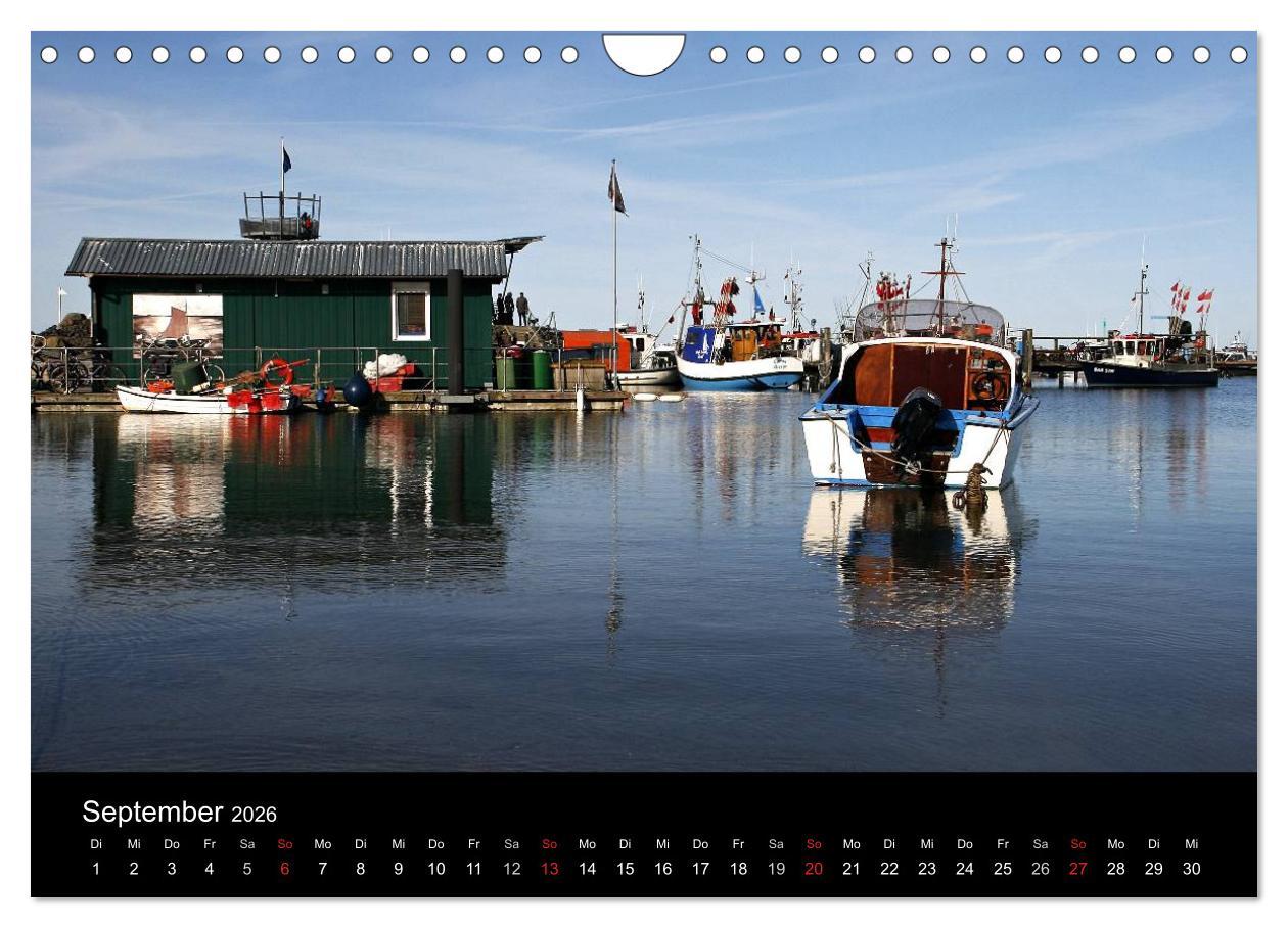 Beispielinhalt (Bild) Rügen (Wandkalender 2026 DIN A4 quer), CALVENDO Monatskalender