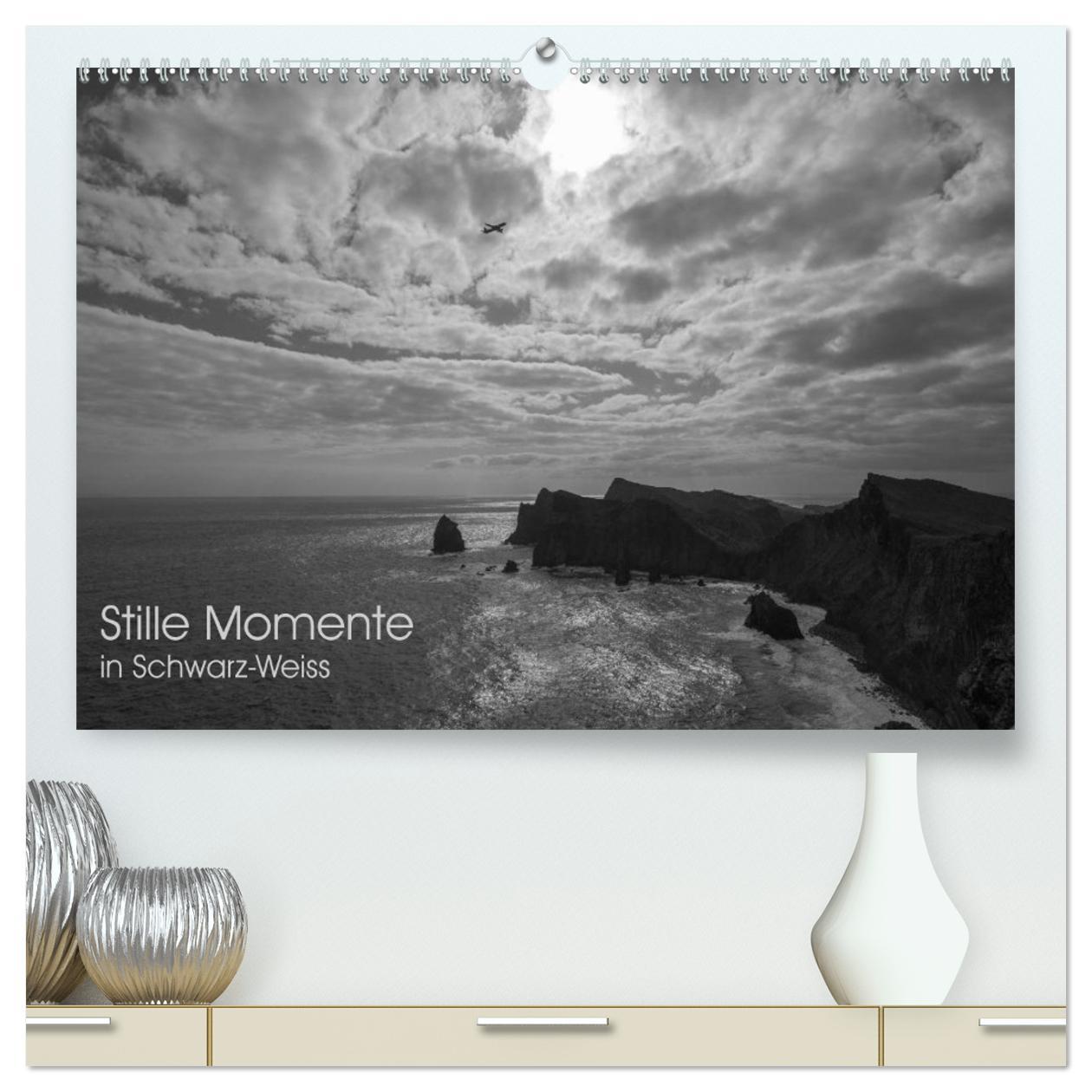 Vorderes Coverbild Stille Momente in Schwarz-Weiss (hochwertiger Premium Wandkalender 2026 DIN A2 quer), Kunstdruck in Hochglanz
