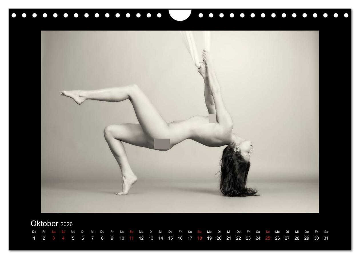 Beispielinhalt (Bild) Schönheiten in schwarz-weiss (Wandkalender 2026 DIN A4 quer), CALVENDO Monatskalender