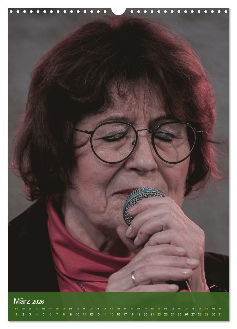 Beispielinhalt (Bild) Women singing and playing Jazz (Wandkalender 2026 DIN A3 hoch), CALVENDO Monatskalender