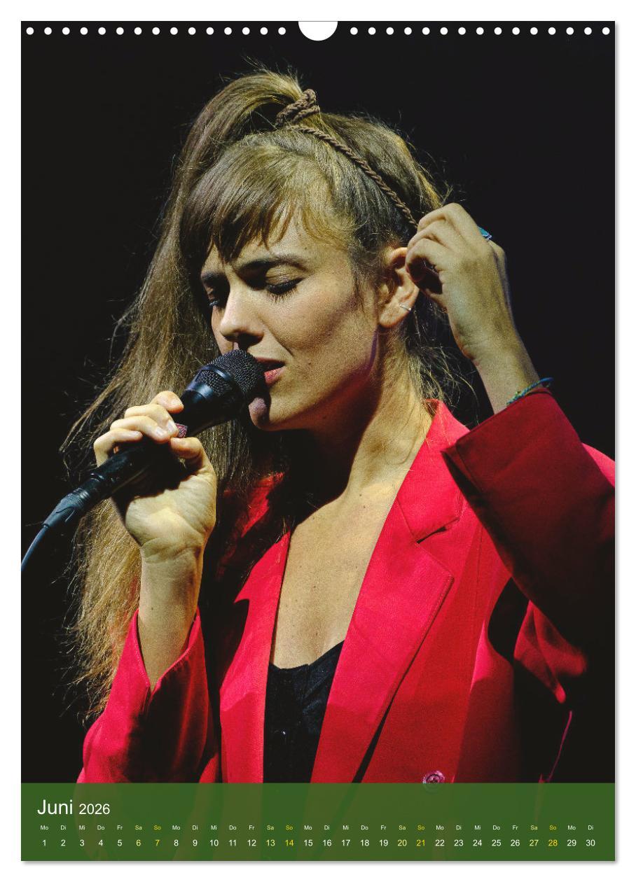 Beispielinhalt (Bild) Women singing and playing Jazz (Wandkalender 2026 DIN A3 hoch), CALVENDO Monatskalender