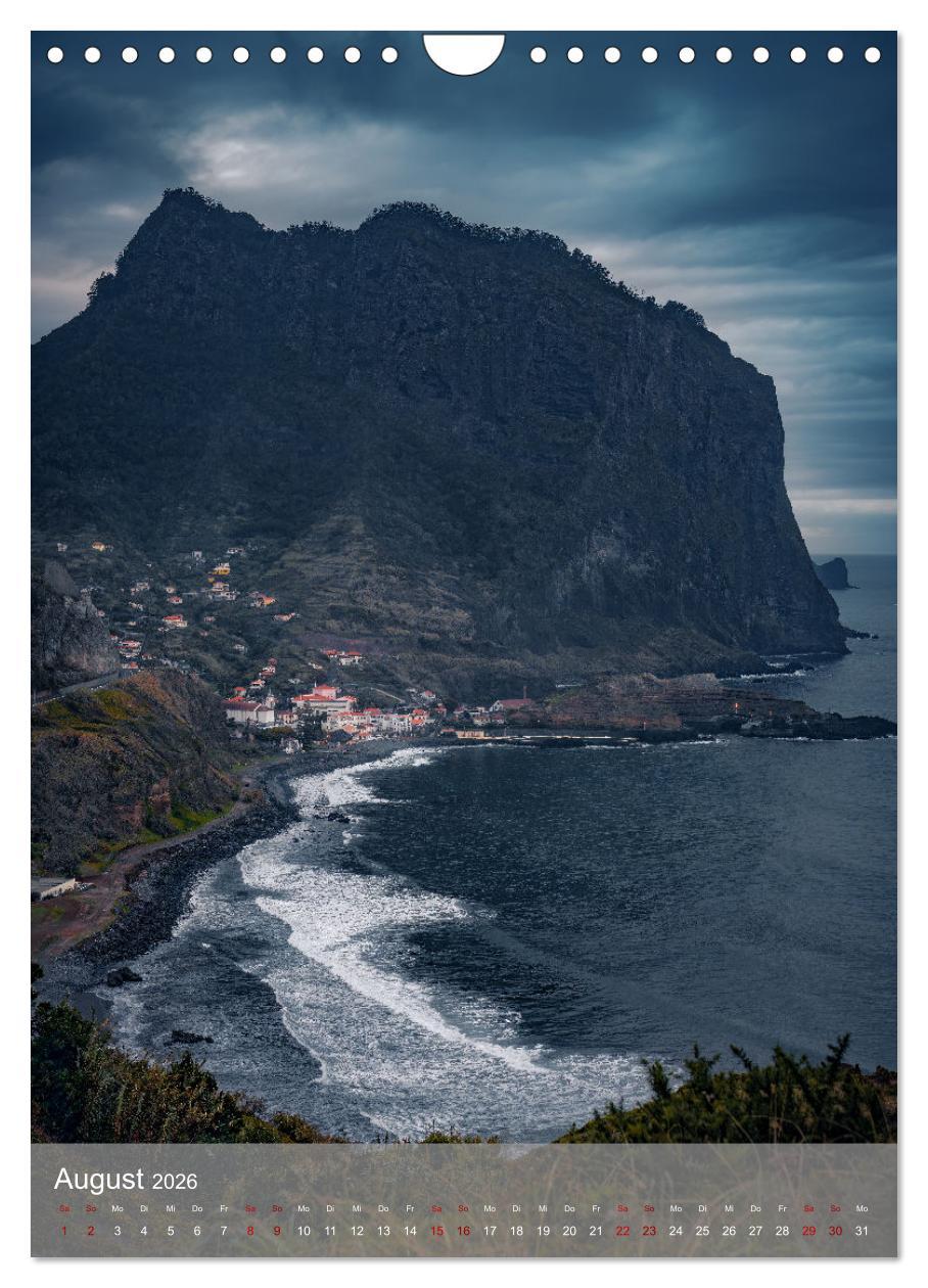 Beispielinhalt (Bild) Madeira - Zauber einer Insel (Wandkalender 2026 DIN A4 hoch), CALVENDO Monatskalender