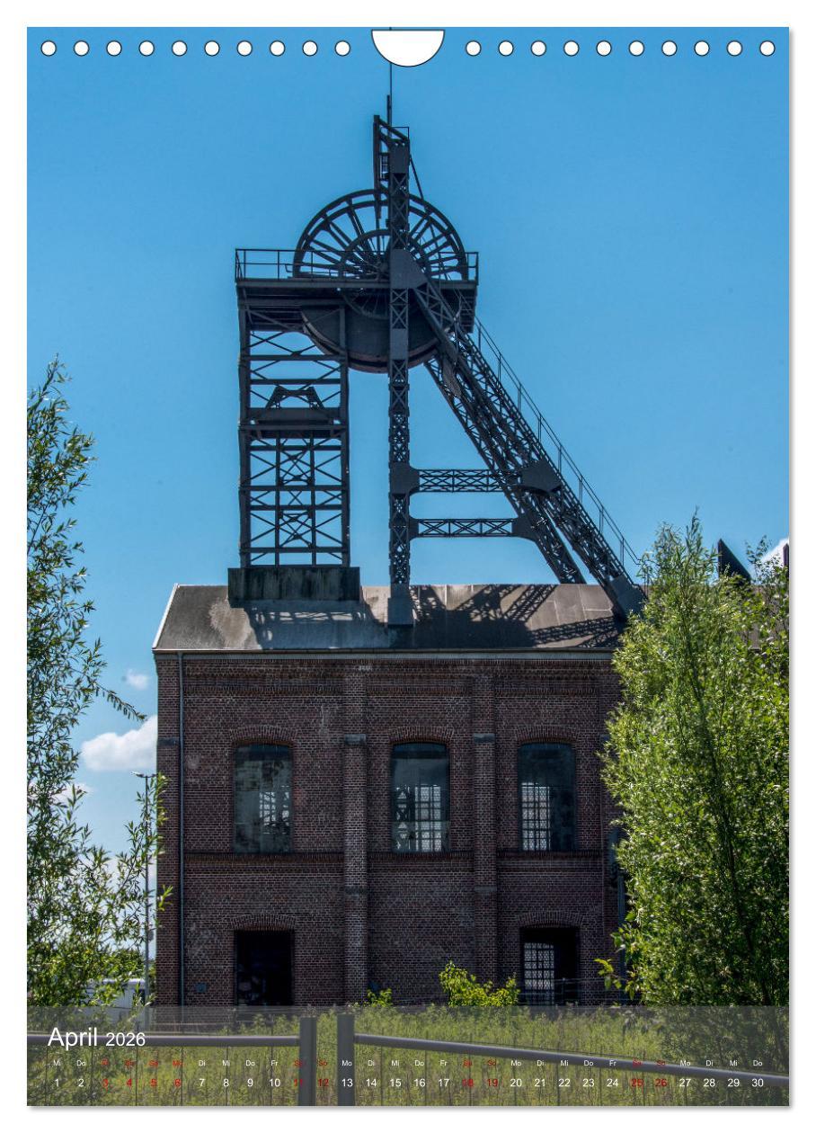 Beispielinhalt (Bild) Fördertürme im Ruhrgebiet - Skulpturen der Vergangenheit (Wandkalender 2026 DIN A4 hoch), CALVENDO Monatskalender