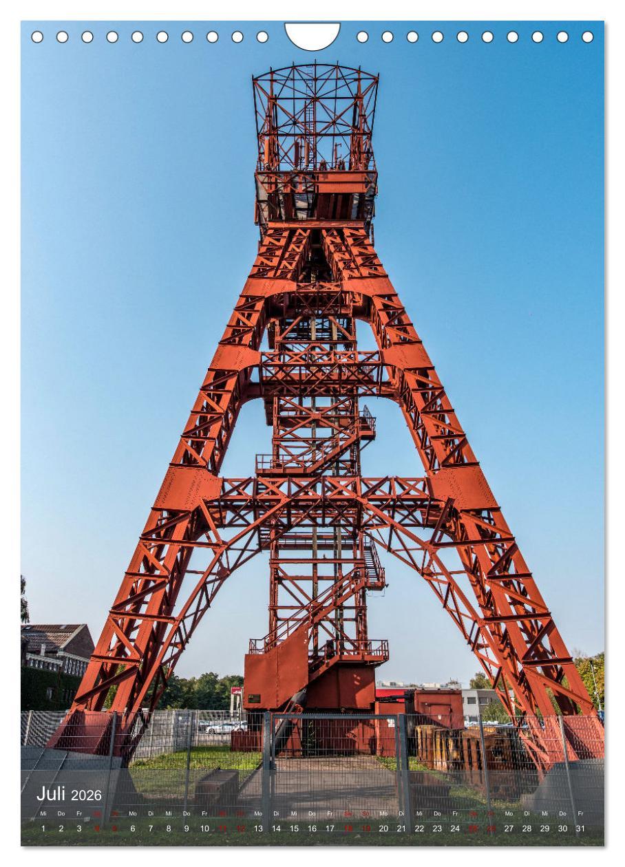 Beispielinhalt (Bild) Fördertürme im Ruhrgebiet - Skulpturen der Vergangenheit (Wandkalender 2026 DIN A4 hoch), CALVENDO Monatskalender