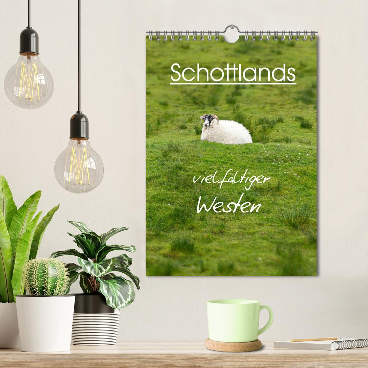 Beispielinhalt (Bild) Schottlands vielfältiger Westen (Wandkalender 2026 DIN A4 hoch), CALVENDO Monatskalender