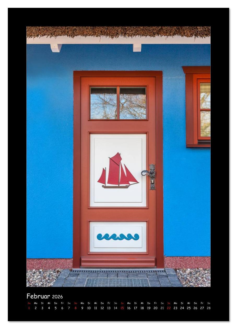 Beispielinhalt (Bild) Türen - Meisterwerke aus Fischland, Darß und Zingst (Wandkalender 2026 DIN A3 hoch), CALVENDO Monatskalender