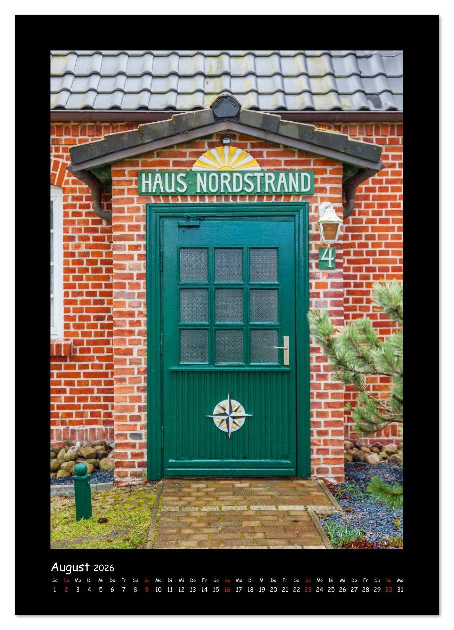 Beispielinhalt (Bild) Türen - Meisterwerke aus Fischland, Darß und Zingst (Wandkalender 2026 DIN A3 hoch), CALVENDO Monatskalender