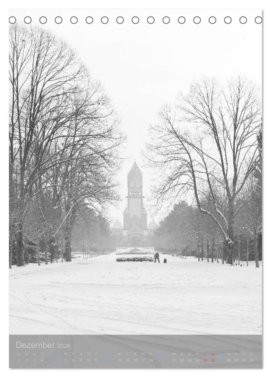 Beispielinhalt (Bild) LEIPZIG - Momente der Stadt (Tischkalender 2026 DIN A5 hoch), CALVENDO Monatskalender