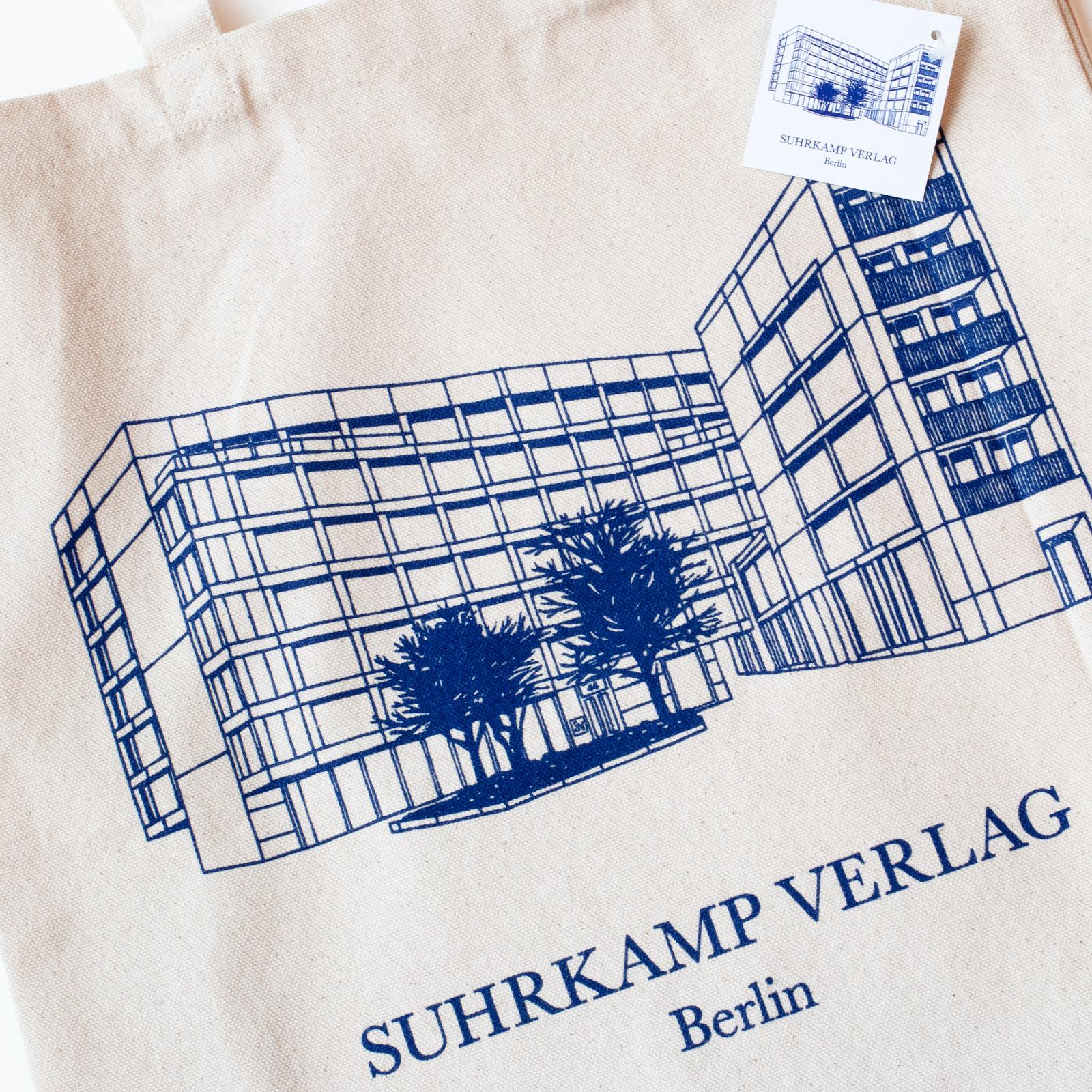 Beispielinhalt (Bild) Stofftasche Suhrkamp Verlag Berlin
