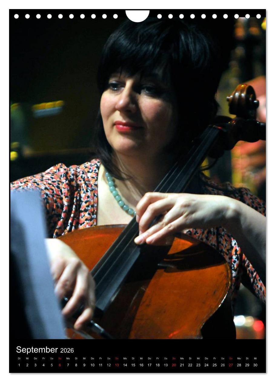 Beispielinhalt (Bild) Jazz Frauen 2026 (Wandkalender 2026 DIN A4 hoch), CALVENDO Monatskalender
