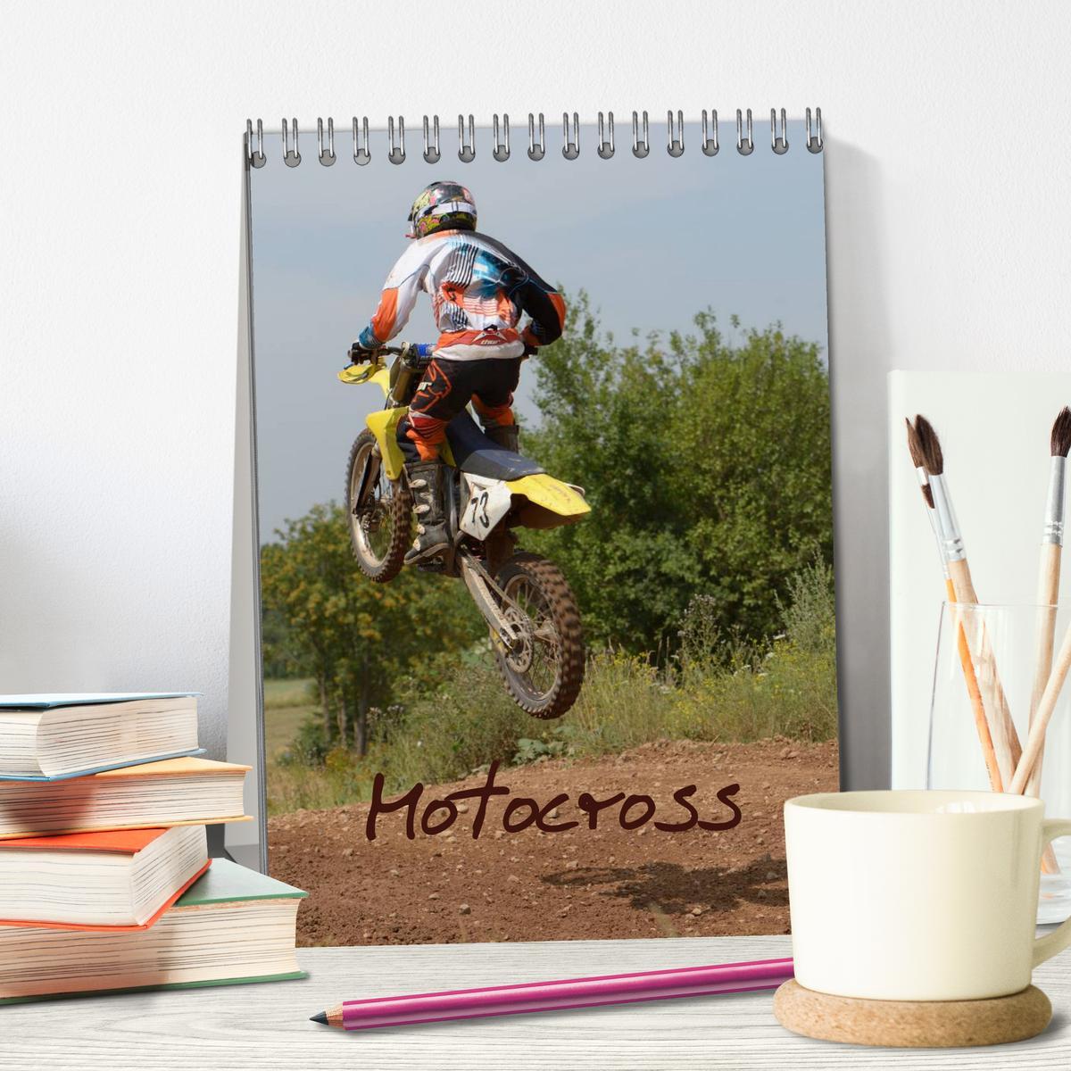 Beispielinhalt (Bild) Motocross Terminplaner (Tischkalender 2026 DIN A5 hoch), CALVENDO Monatskalender