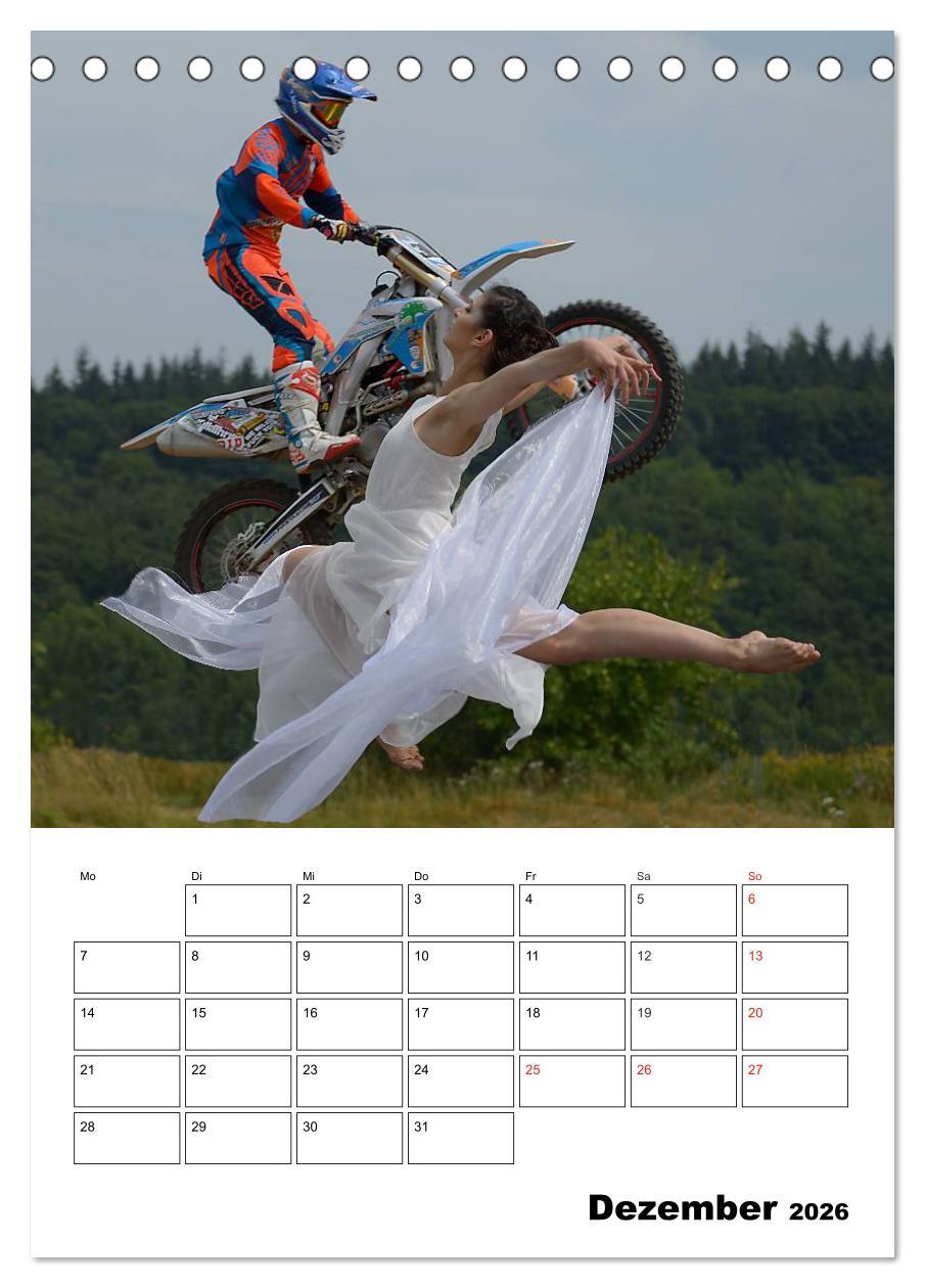 Beispielinhalt (Bild) Motocross Terminplaner (Tischkalender 2026 DIN A5 hoch), CALVENDO Monatskalender