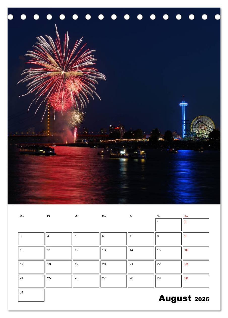 Beispielinhalt (Bild) Feuerwerke Terminplaner (Tischkalender 2026 DIN A5 hoch), CALVENDO Monatskalender