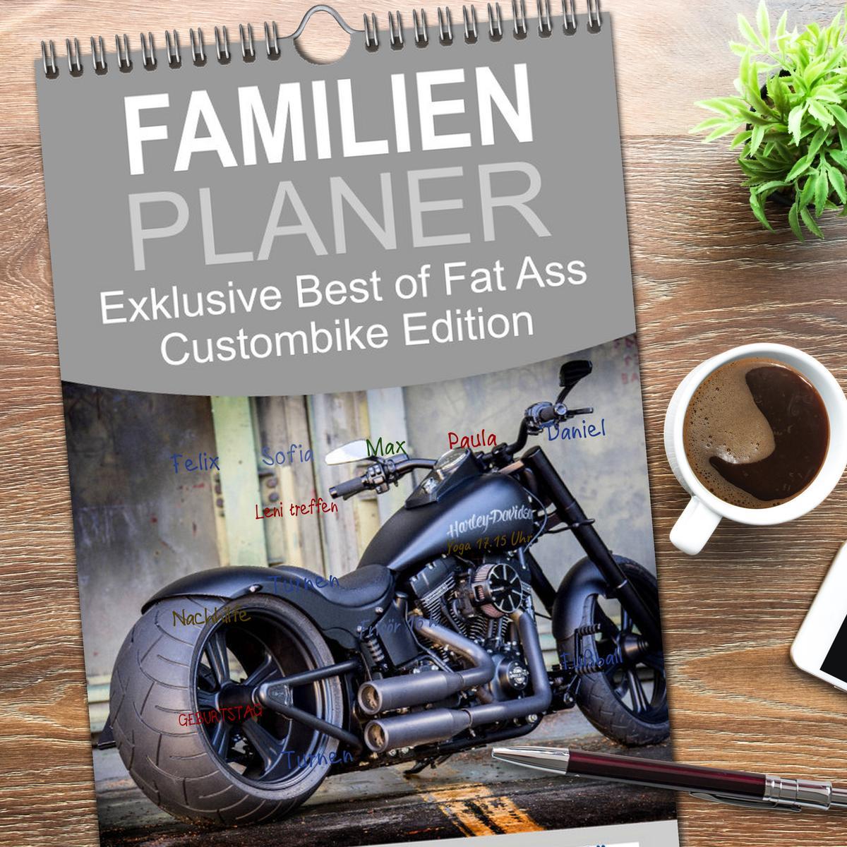 Beispielinhalt (Bild) Familienplaner 2026 - Exklusive Best of Fat Ass Custombike Edition, feinste Harleys mit fettem Hintern mit 5 Spalten (Wandkalender, 21 x 45 cm) CALVENDO