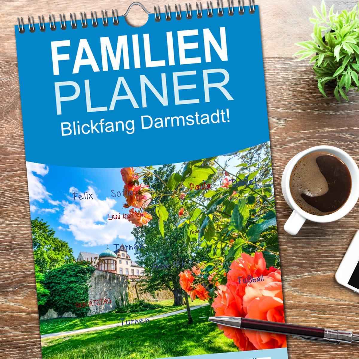 Beispielinhalt (Bild) Familienplaner 2026 - Blickfang Darmstadt! mit 5 Spalten (Wandkalender, 21 x 45 cm) CALVENDO