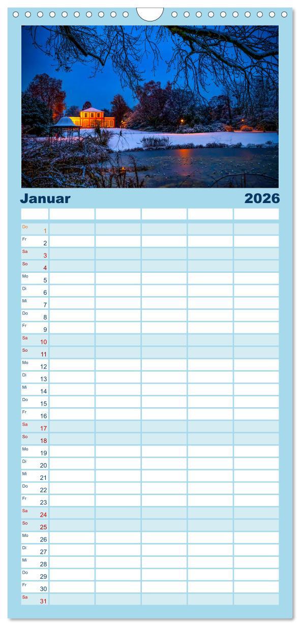 Beispielinhalt (Bild) Familienplaner 2026 - Blickfang Darmstadt! mit 5 Spalten (Wandkalender, 21 x 45 cm) CALVENDO