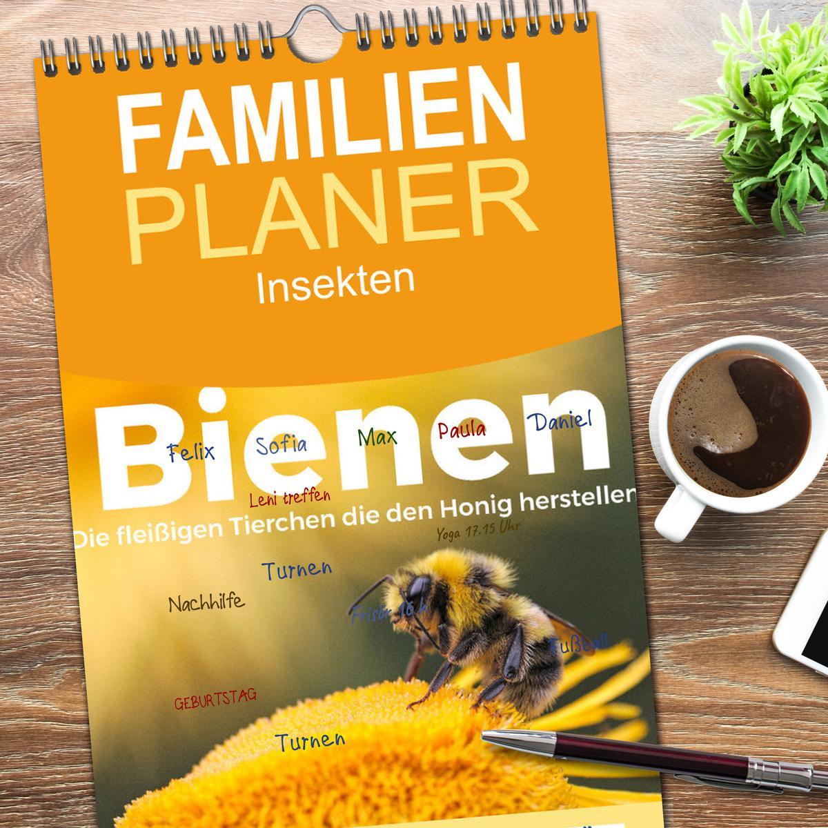 Beispielinhalt (Bild) Familienplaner 2026 - Bienen - Die fleißigen Tierchen die den Honig herstellen. mit 5 Spalten (Wandkalender, 21 x 45 cm) CALVENDO