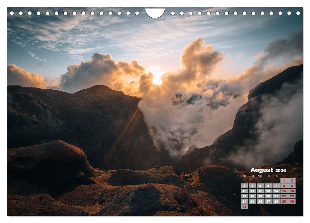Beispielinhalt (Bild) Madeira Island - Portugal (Wall Calendar 2026 DIN A4 landscape), CALVENDO 12 Month Wall Calendar