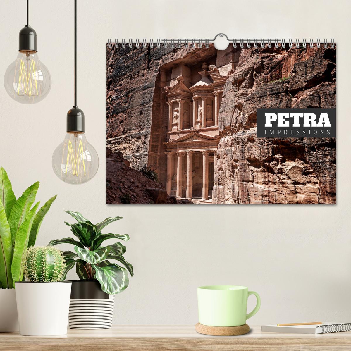 Beispielinhalt (Bild) Petra Impressions (Wall Calendar 2026 DIN A4 landscape), CALVENDO 12 Month Wall Calendar
