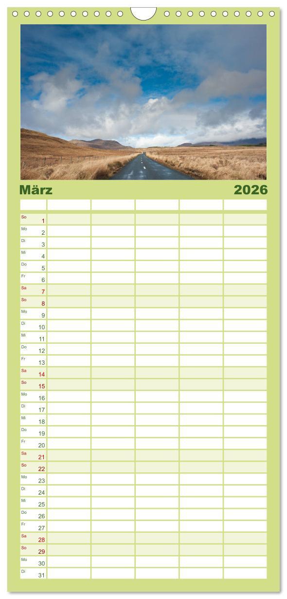 Beispielinhalt (Bild) Familienplaner 2026 - Irland. Wild Atlantic Views. mit 5 Spalten (Wandkalender, 21 x 45 cm) CALVENDO