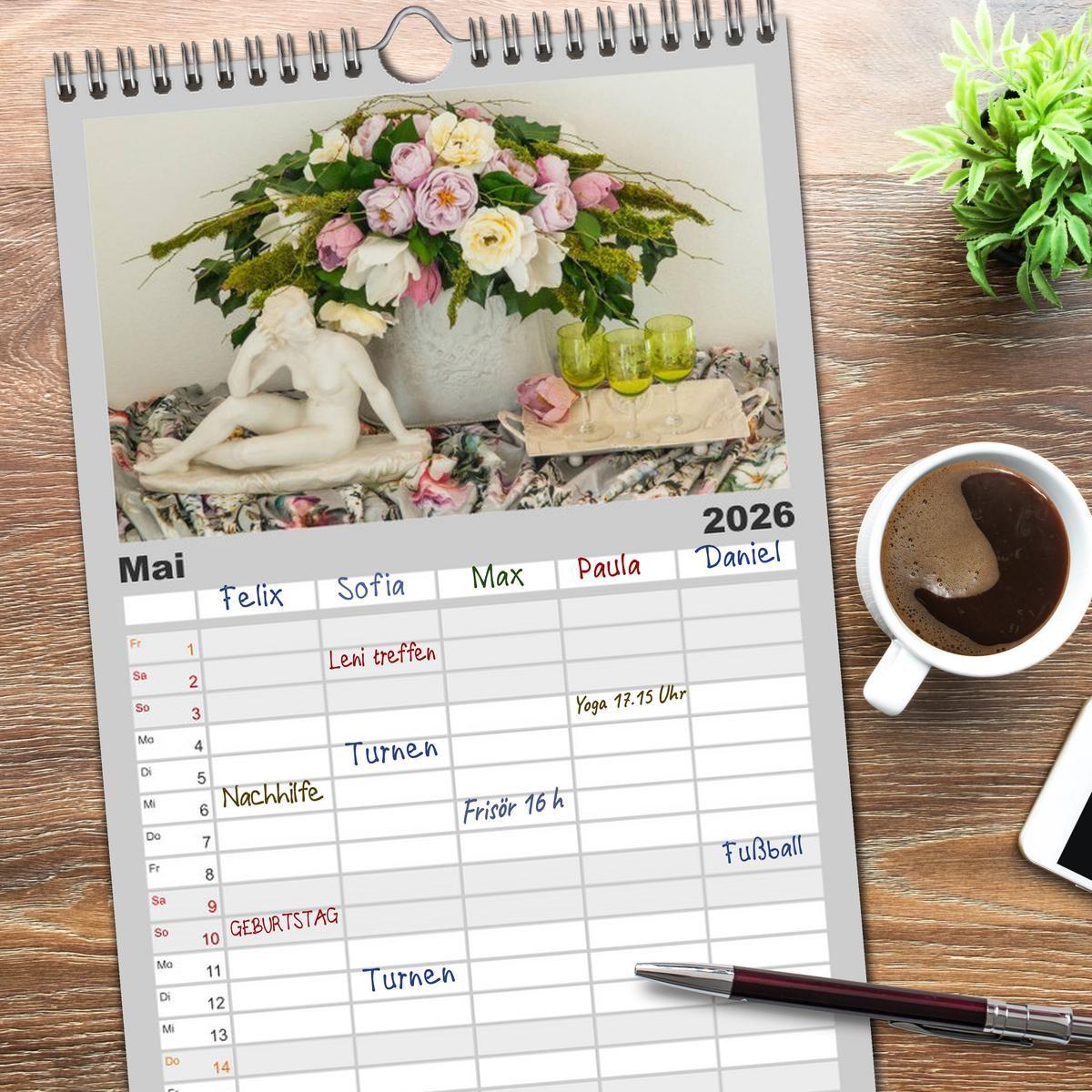 Beispielinhalt (Bild) Familienplaner 2026 - Raum für Blumen mit 5 Spalten (Wandkalender, 21 x 45 cm) CALVENDO