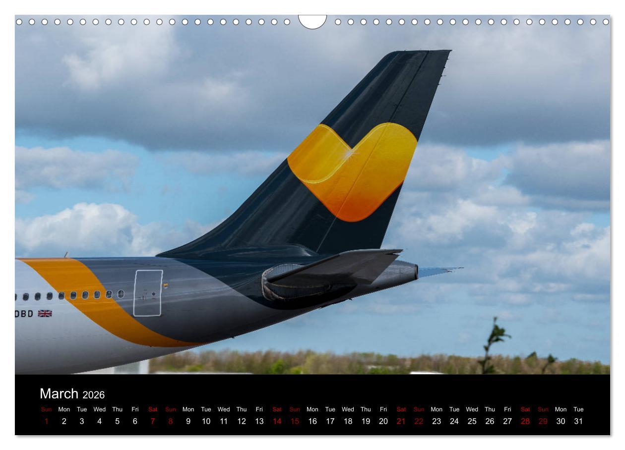 Beispielinhalt (Bild) Commercial Airlines (Wall Calendar 2026 DIN A3 landscape), CALVENDO 12 Month Wall Calendar