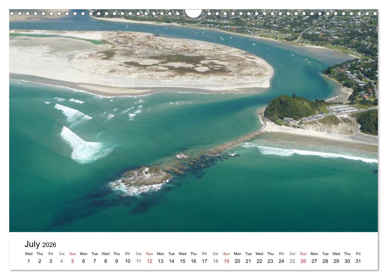 Beispielinhalt (Bild) New Zealand's Stunning Coastline (Wall Calendar 2026 DIN A3 landscape), CALVENDO 12 Month Wall Calendar