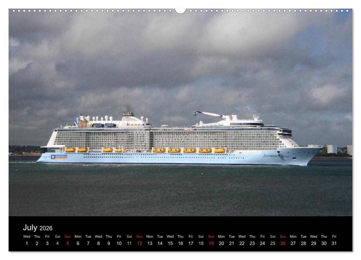 Beispielinhalt (Bild) Cruise Southampton (High Quality Premium Wall Calendar 2026 DIN A2 landscape),CALVENDO 12 Month Wall Calendar